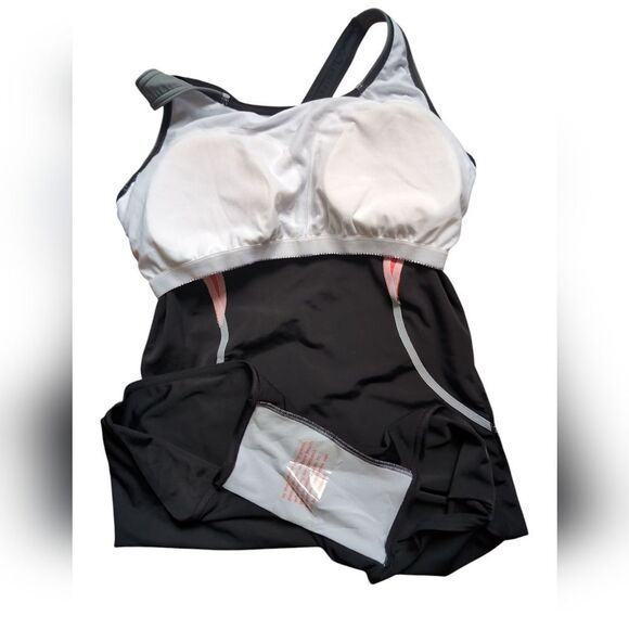 Arena Full Coverage Black Slimming Swimsuit One Piece Size 40 M-L - Picture 7 of 9